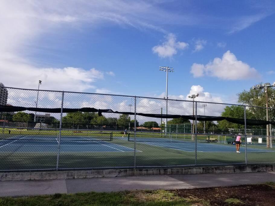 My Lovely Home In Miami 15 Minutes From The Beach Экстерьер фото